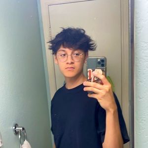 Meet your Posher, Chris